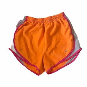 NIKE women’s running shorts, XS